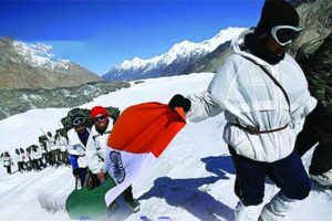 Emotional Story Hindi: सियाचिन ग्लेशियर जहां लेती है जिंदगी इम्तिहान